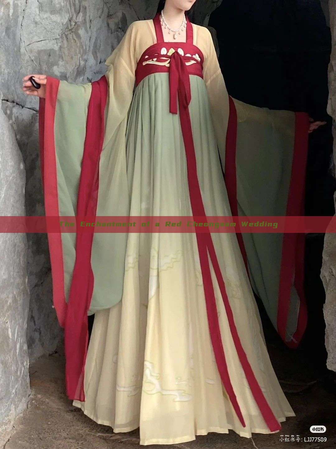 The Enchantment of a Red Cheongsam Wedding The Enchantment of a Red Cheongsam Wedding