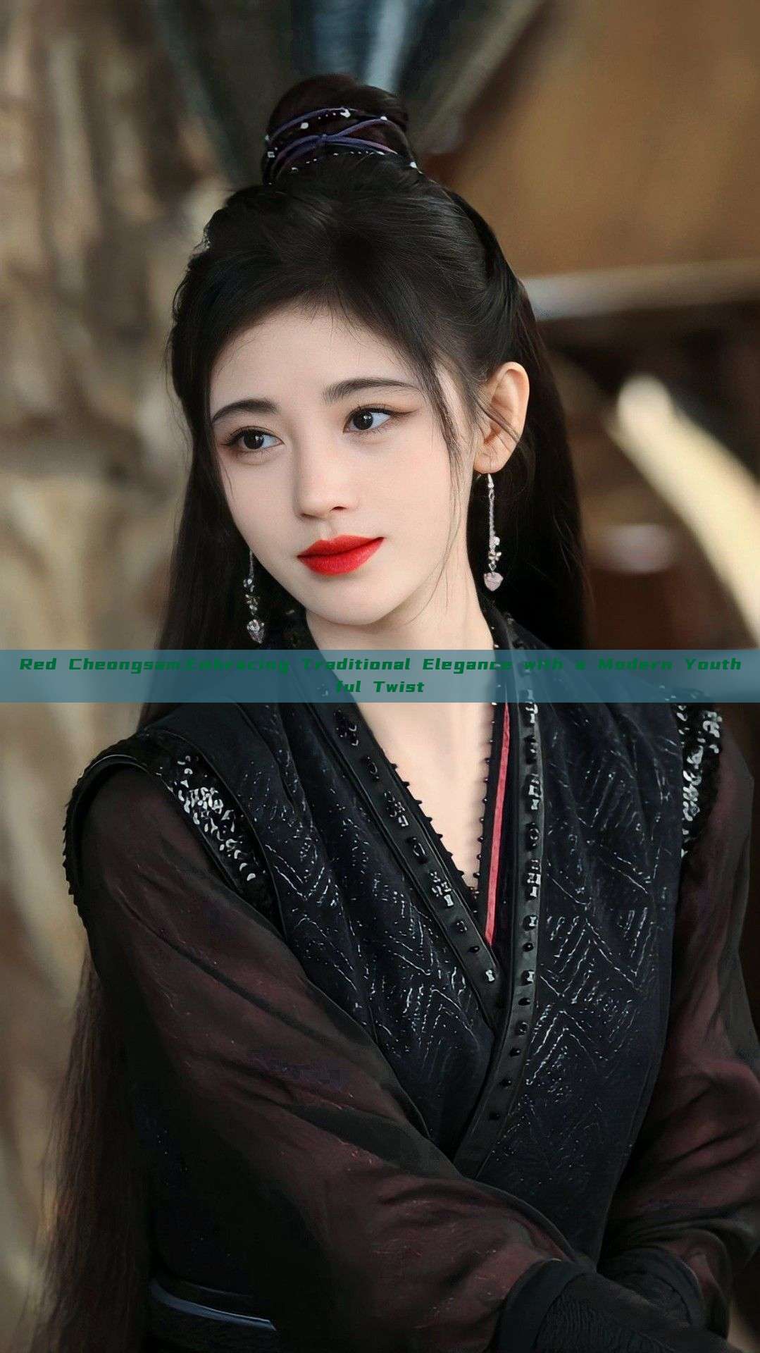 Red Cheongsam:Embracing Traditional Elegance with a Modern Youthful Twist