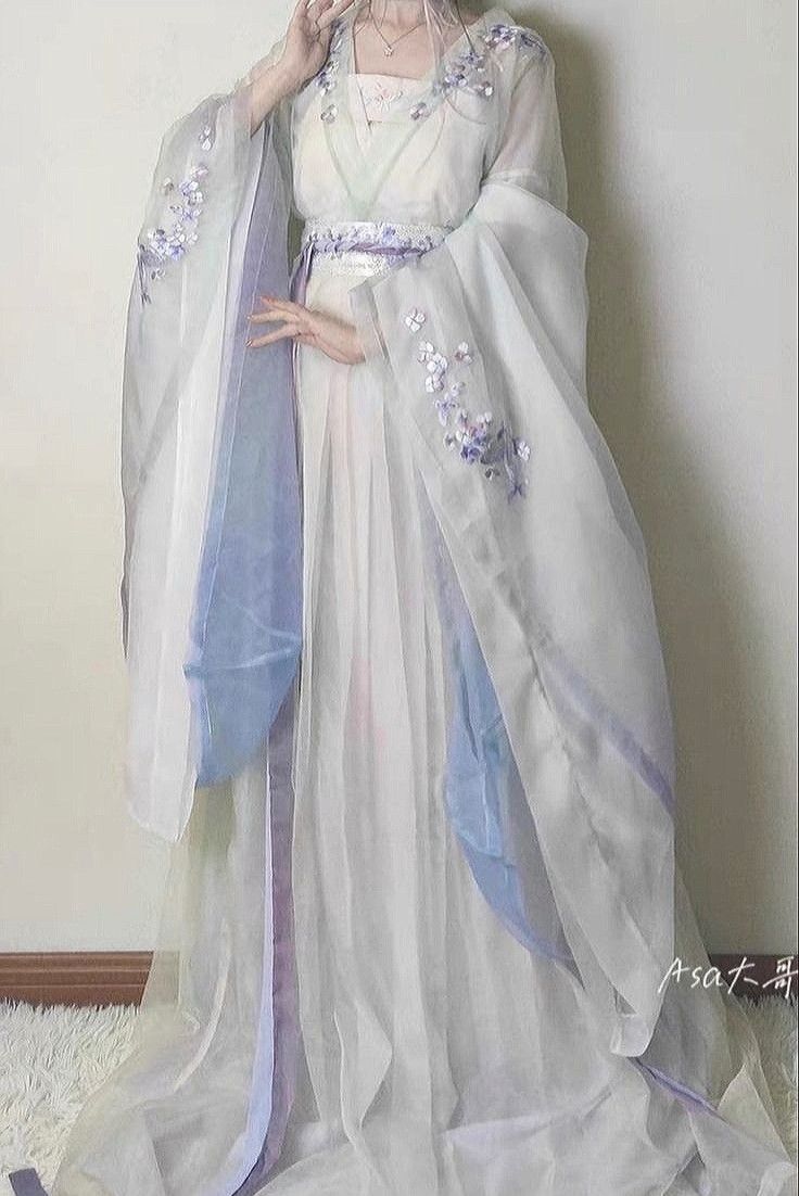 Embracing the Summer with Stylish A-line Cheongsam Skirts Embracing the Summer with Stylish A-line Cheongsam Skirts